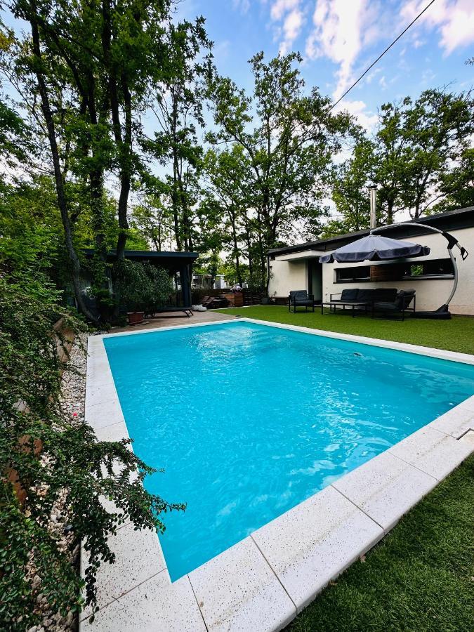 Pine-Wood Resort Balatonalmádi Екстериор снимка