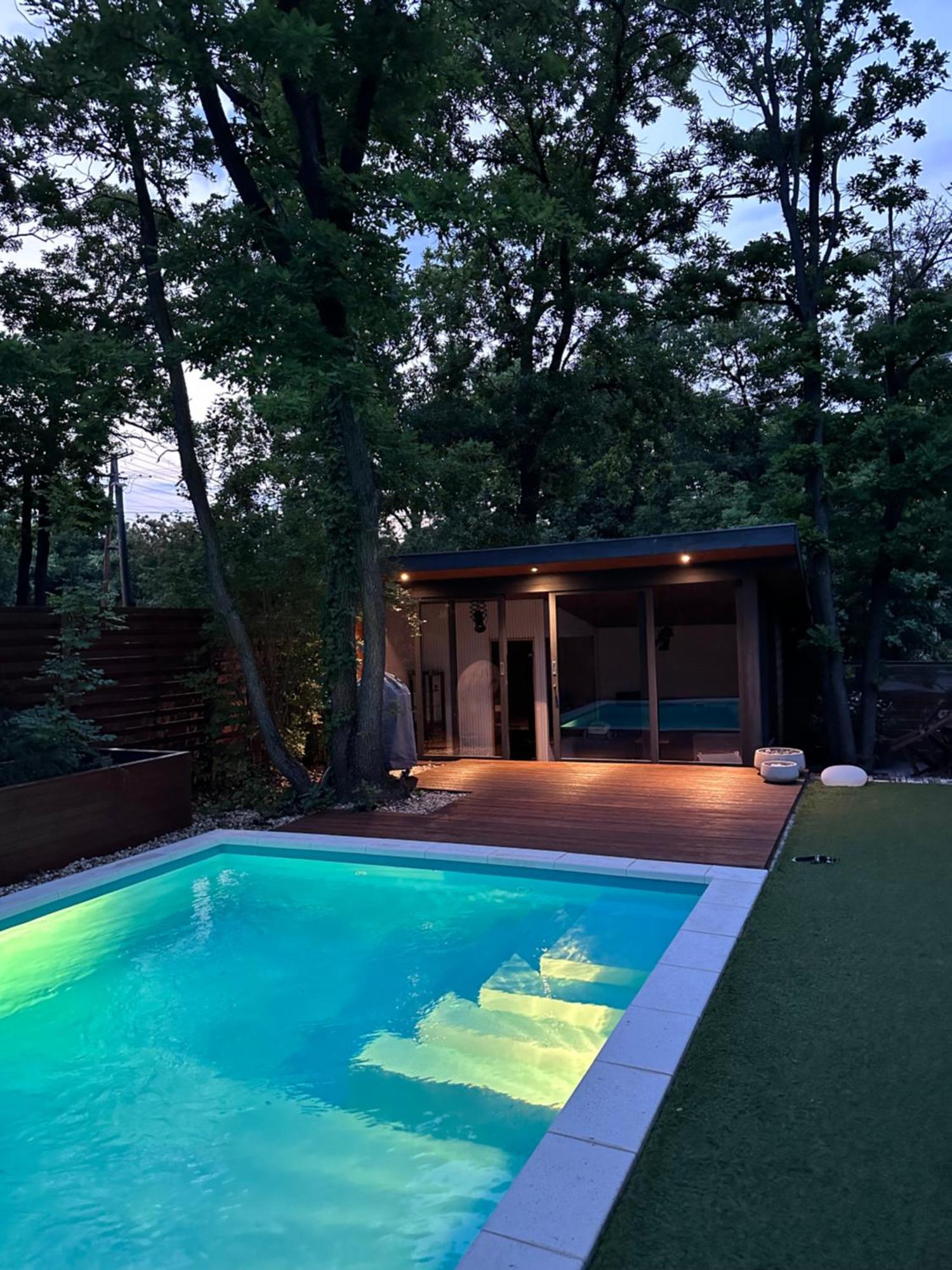Pine-Wood Resort Balatonalmádi Екстериор снимка